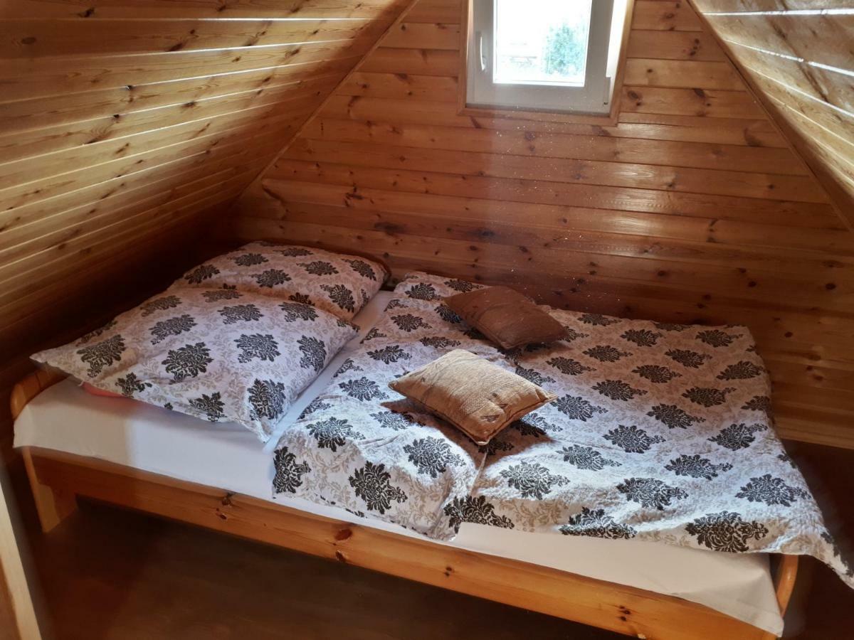 Tajek Villa Стегна Екстериор снимка